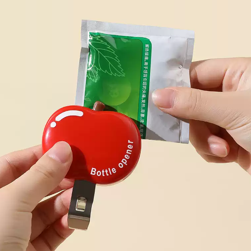 🍎Multifunctional Magnetic Bottle Opener!