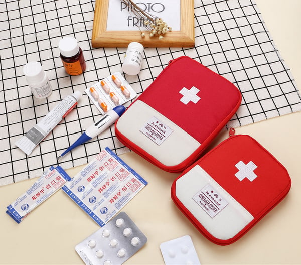 🔥 40% OFF 🚑💼 Mini Portable Medical Bag – Keep Your Essentials Organized Anywhere! 🩹