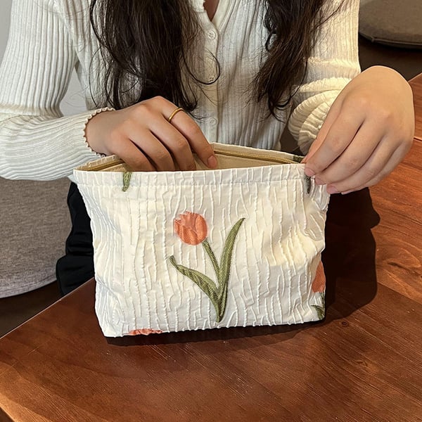🌷Cute Instagram-style makeup bag