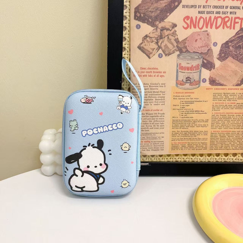 Bring a multifunctional storage box with you