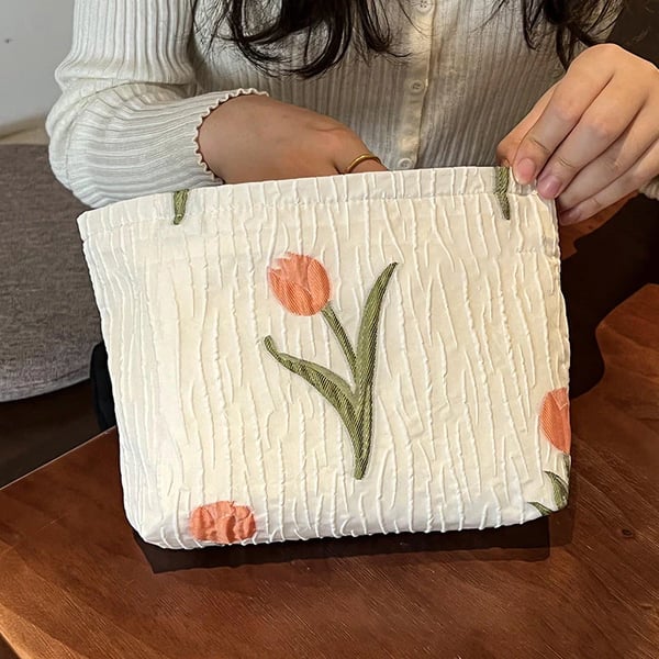 🌷Cute Instagram-style makeup bag