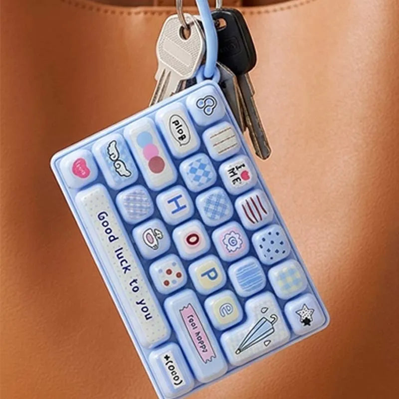 🎀 26-Key Cute Cartoon Clicky Keyboard Bag Pendant ⌨️✨
