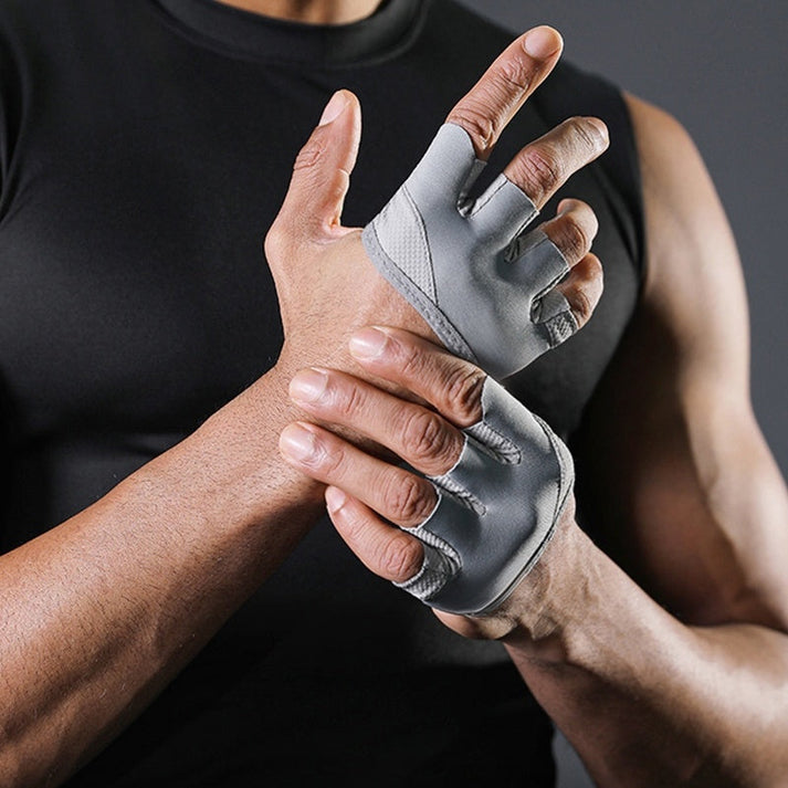 🔥Non-Slip Breathable Half-Finger Workout Gloves🏋️
